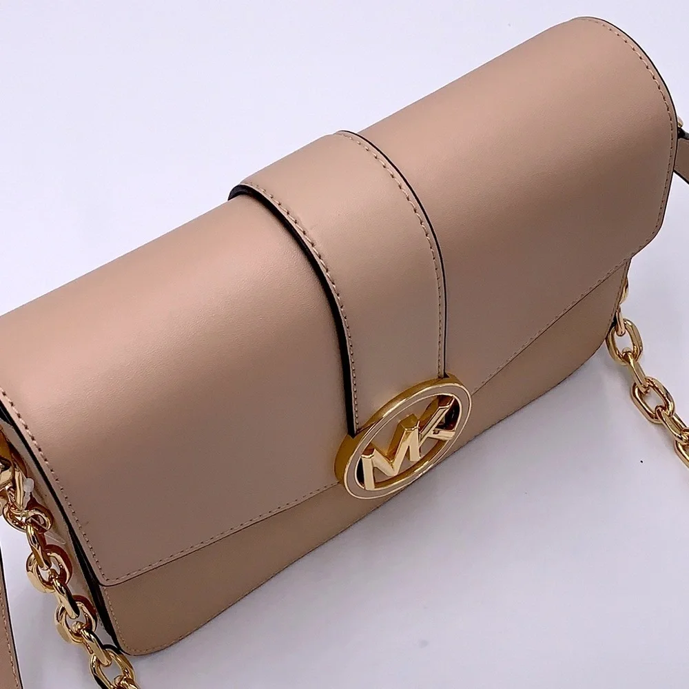 MICHAEL KORS CARMEN MEDIUM CONVERTIBLE SHOULDER BAG BUFF COLOR